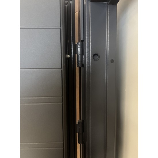 Metāla ārdurvis dzīvokļiem Supremme GORS Metāla ārdurvis dzīvokļiem Supremme GORS